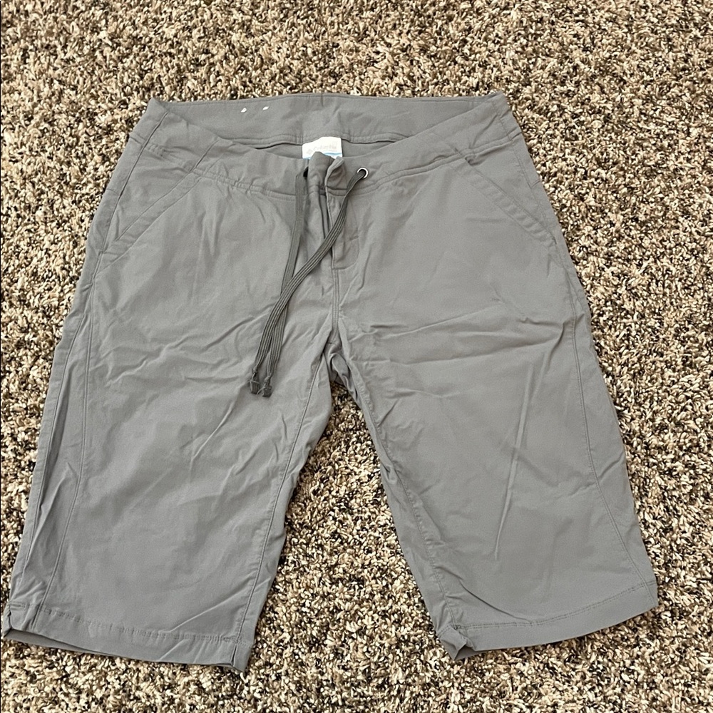 Columbia Gray Casual Shorts